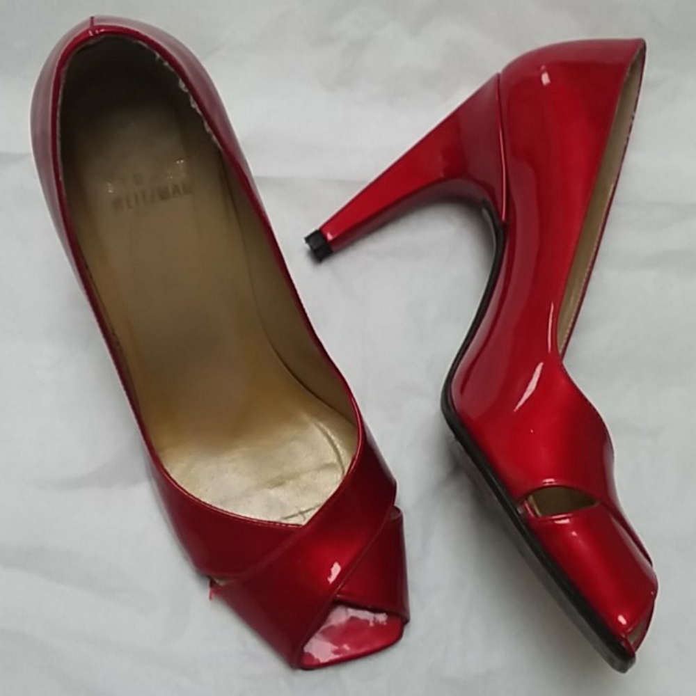 Stuart Weitzman shoes red high heel pumps size 6. In pretty good condition.
